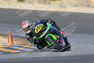 media/Dec-18-2022-SoCal Trackdays (Sun) [[8099a50955]]/Turn 10 (140pm)/